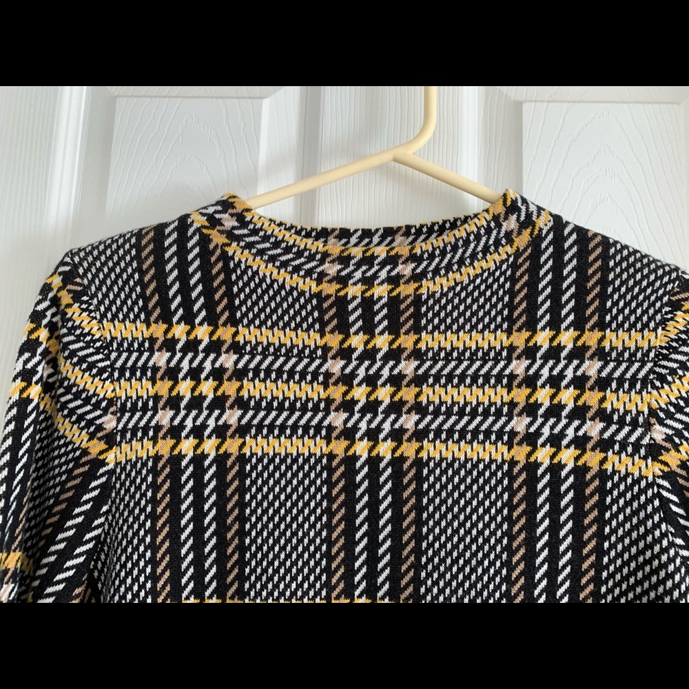 Olsen ladies hounds tooth knit sweater size S